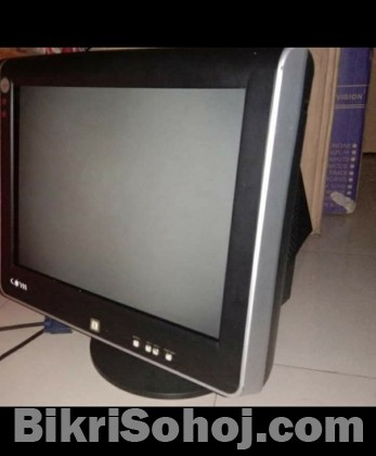 Samsung 17'' flat CRT Monitor pro 775ca